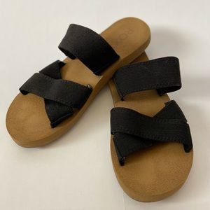 Roxy Sandal